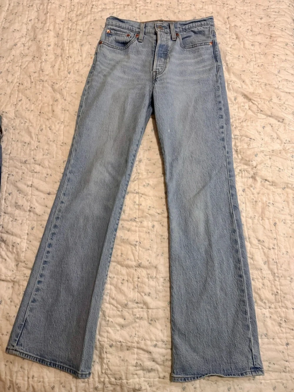 LEVI's Wedgie Bootcut Jean 27 LIKE NEW - Picture 12 of 13